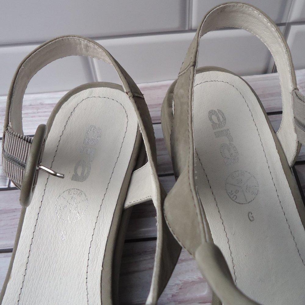 SIZE US 8.5. ARA Luftpolster nubuck leather slingback wedge sandals. - Picture 13 of 16
